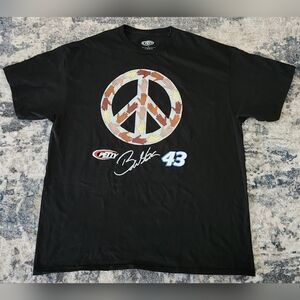 Bubba Wallace Richard Petty Motorsports Nascar t-shirt peace sign #43 size XL.